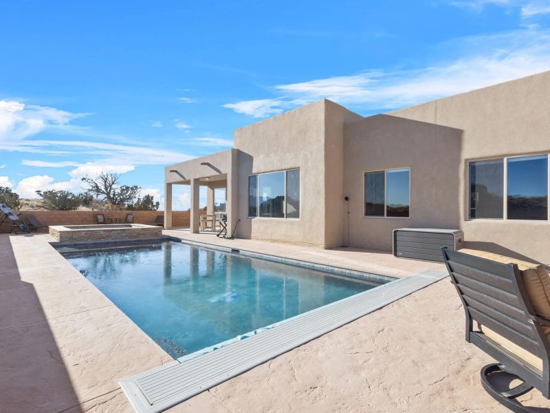 Contemporary Home For Sale In Rio Rancho, NM